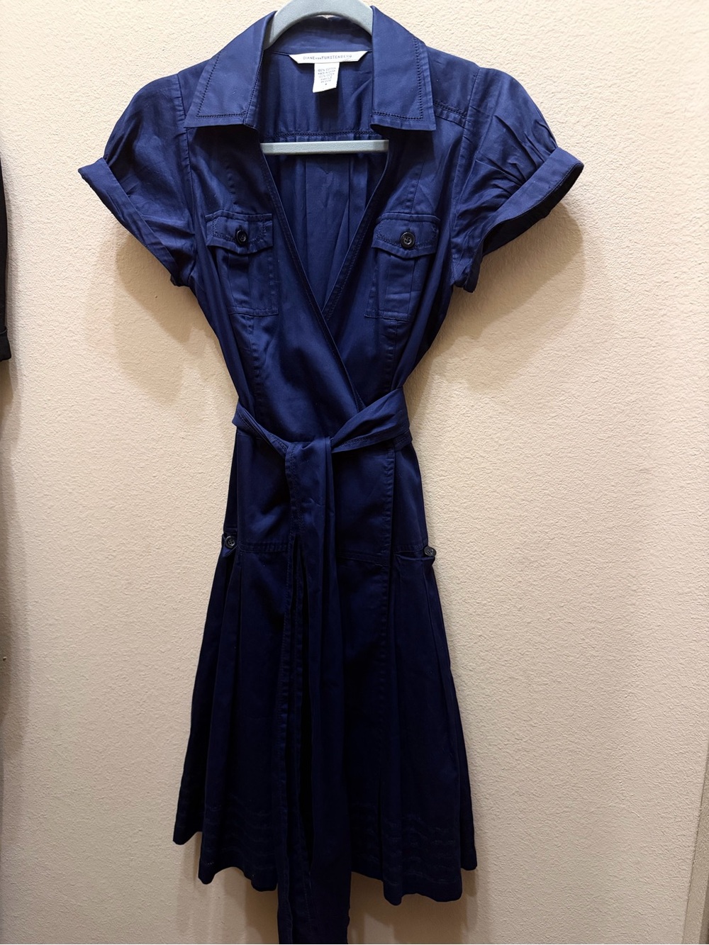 Diane Von Furstenberg Navy Short-Sleeve Wrap Dress Sz 8